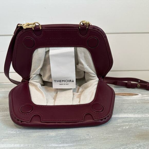 Chic Burgundy and Cream Woven Clutch - Picture 12 of 14